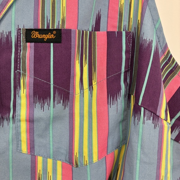 Wrangler Lainey Wilson Western Cowgirl Rodeo Colorful Pearl Snap Shirt XL NWT - Picture 4 of 6